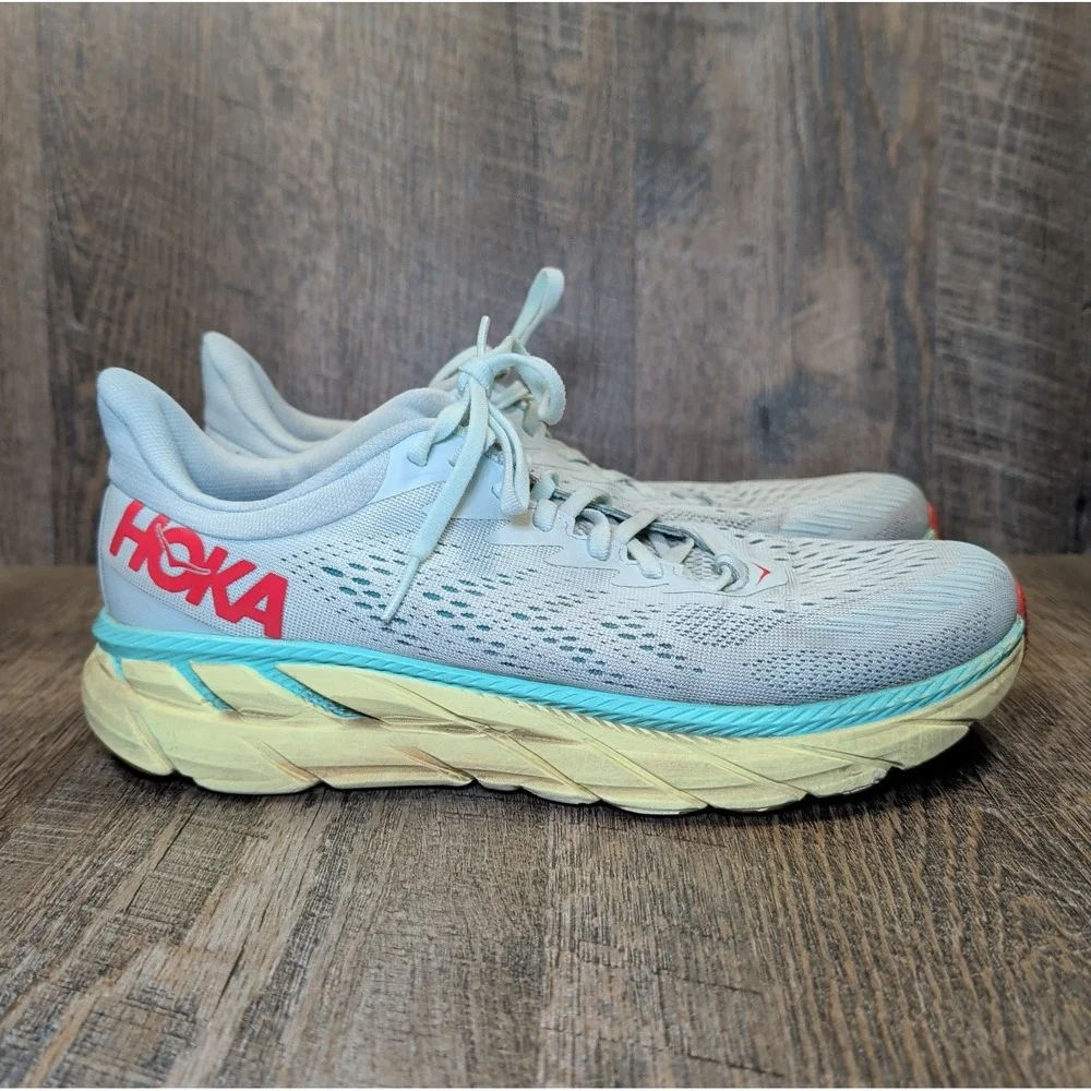 Hoka One One Clifton 7 Womens Size 9.5 Running Sneaker Morning Mist Hot Coral